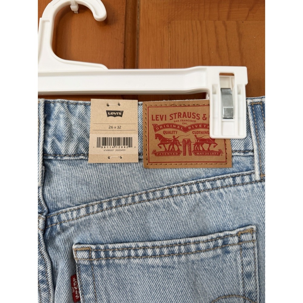 Women's Levi's Superlow Loose Straight Leg Jeans Light Blue Wash 26 X 32 NWT - Picture 10 of 11